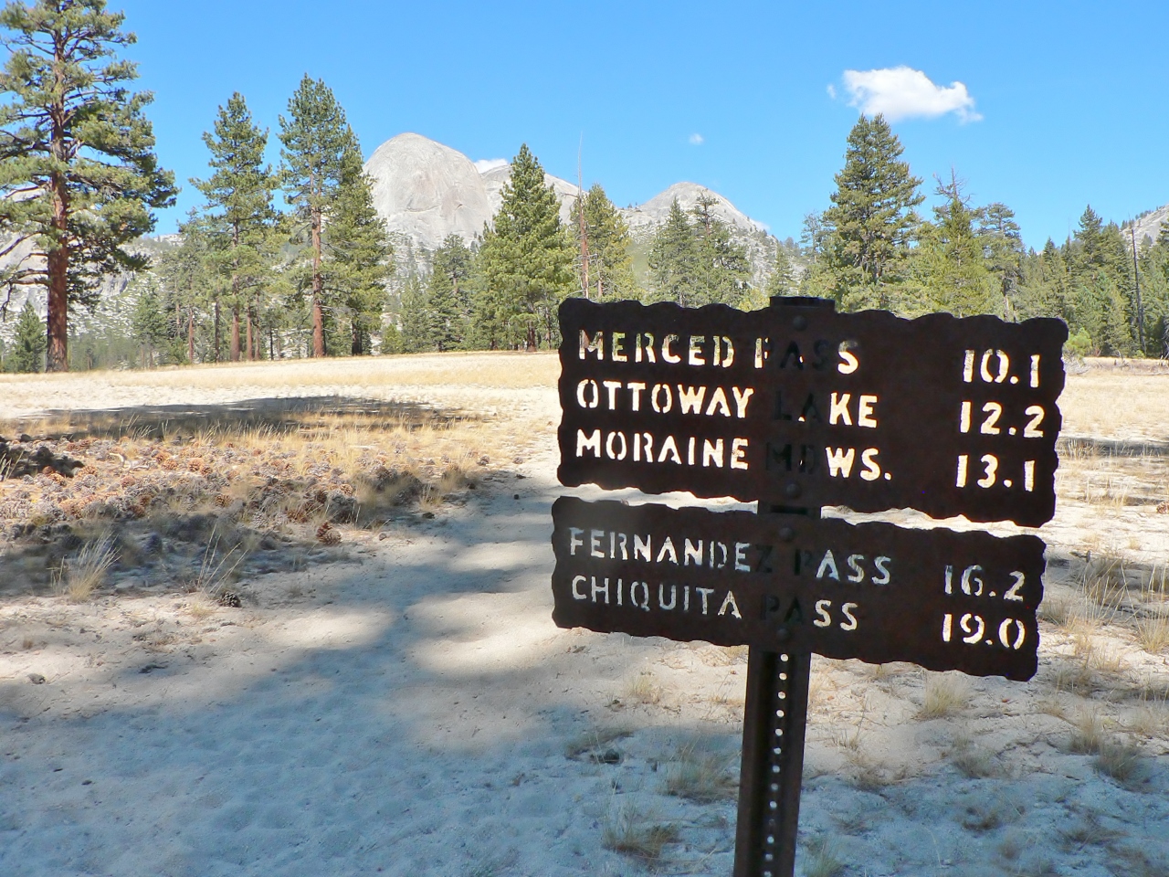 Trail to Ottoway Lake